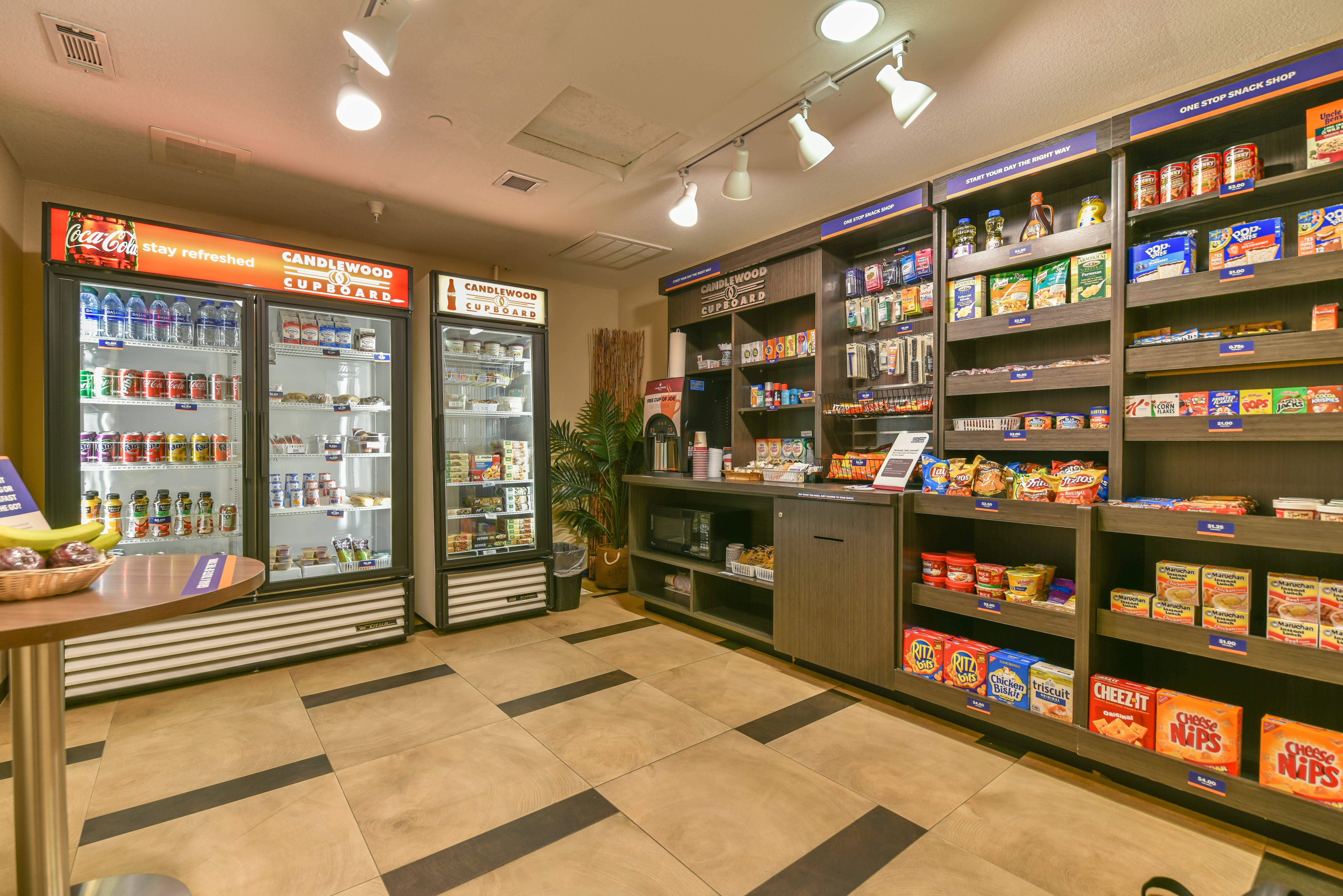 Candlewood Suites Medford By Ihg Bagian luar foto